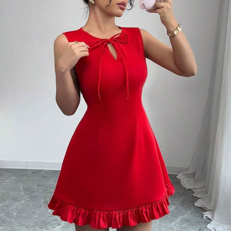 Red Sleeveless Bow Dress